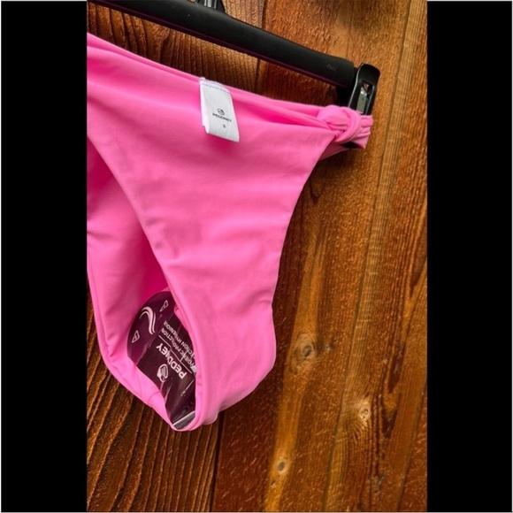 Bikini Set - Picture 3 of 4